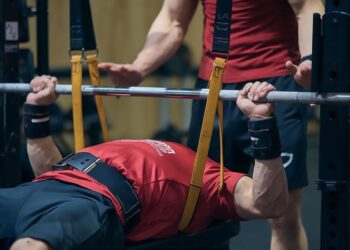 Ağır atletika həqiqətən ömrü uzada bilərmi?