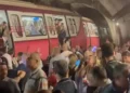 İstanbulda Sabiha Gökçen Hava Limanına gedən metro qatarı relsdən çıxıb