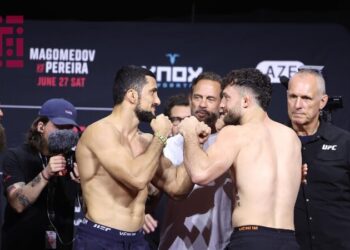 UFC döyüşçüləri Bakıda üz-üzə gəldi – FOTO