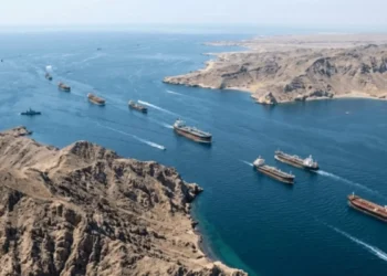 İran Hörmüz boğazından keçidlə bağlı xəbərdarlıq edib