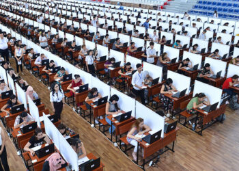 Müəllimlərin işə qəbulu üzrə müsabiqənin test imtahanı mərhələsinə başlanılıb – YENİLƏNDİ