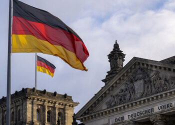 Almaniya NATO sammitindən əvvəl Rusiya ilə bağlı bəyanat verdi