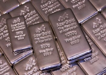 “AzerGold” ilk dəfə yerli bazara gümüş külçələr təqdim edib