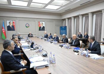 İqtisadi Şurada turizmə dair Dövlət Proqramı və dağ-mədən sənayesiylə bağlı müzakirə aparılıb