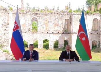 Azərbaycan və Slovakiya prezidentləri Şuşada mətbuata bəyanatlarla çıxış edirlər – CANLI