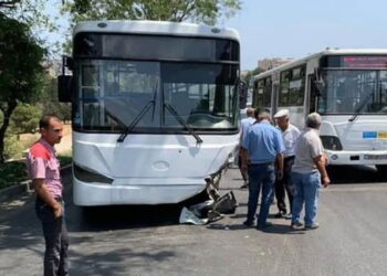 Bakıda iki avtobus toqquşub, 22 nəfər xəsarət alıb