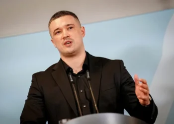 İtaliya Ukraynanın sabiq müdafiə nazirinə müşavir vəzifəsi təklif edib