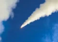 Husilər Səudiyyə Ərəbistanına aid tankerə raket hücumu həyata keçirib