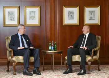 İlham Əliyev Almaniya İqtisadiyyatının Şərq Komitəsinin sədri Mixael Harms ilə görüşüb