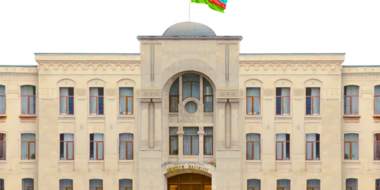 Səhiyyə nazirinin müavinlərinin sayı artırılıb