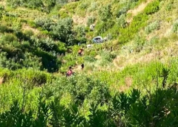 Antalyada avtomobil dərəyə aşıb, beş nəfər ölüb