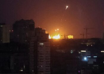 Rusiyadan Ukraynaya hava hücumu: 11 nəfər ölüb
