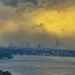 Güclü fırtına İstanbul hava limanlarının fəaliyyətini pozub