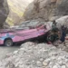 Pakistanda sərnişin avtobusu dərəyə çırpıldı: 40 ölü