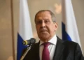Lavrov: Ukraynaya silah göndərilməsi qəbuledilməzdi