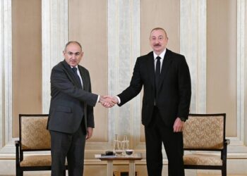 Nikol Paşinyan Prezident İlham Əliyevə zəng etdi