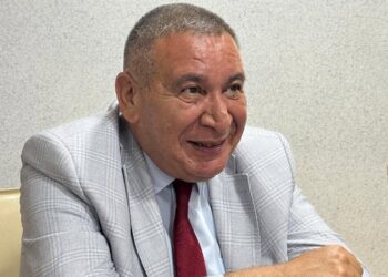 Rəşad Məcid deputatla jurnalistə müraciət etdi: Barışın getsin!