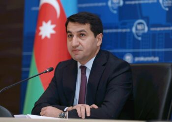 Hikmət Hacıyev Ukraynanın III dərəcəli “Ləyaqət Ordeni” ilə təltif edilib