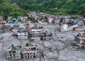Nepal daşqın zonasında axtarışlar üçün müasir texnologiyalar və kömək tələb edir