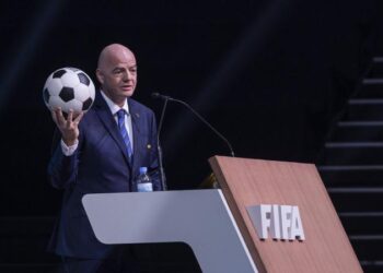 UEFA-dan Infantinoya qarşı ciddi hüquqi addım