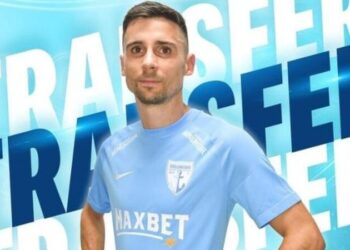 “Araz-Naxçıvan”dan ayrılan futbolçu Rumıniya klubuna keçdi