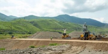 Kəlbəcər–Laçın avtomobil yolunda işlərin 50 faizdən çoxu icra olunub