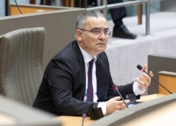 Prezident Polşaya yeni səfir təyin edib