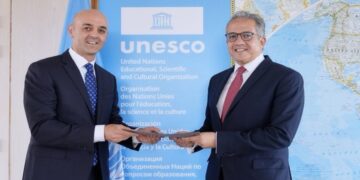 Azərbaycanın yeni daimi nümayəndəsi etimadnaməsini UNESCO-nun baş direktoruna təqdim edib