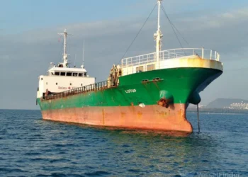 Türkiyə və Somali hərbçiləri piratlar tərəfindən ələ keçirilmiş gəmini azad edib