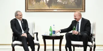 İlham Əliyev Məsud Pezeşkianı “İstisu”ya qonaq edib