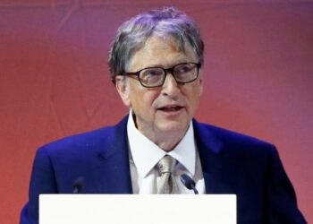 Bill Qeyts süni intellektdən artan risklər barədə xəbərdarlıq edir