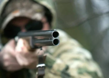 Rusiyada naməlum şəxs ovçulara atəş açıb, biri ölüb