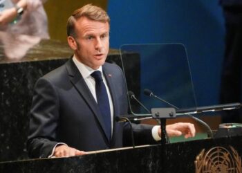 İsrail Diaspor Naziri Çikli: Makron bizi arxadan bıçaqladı