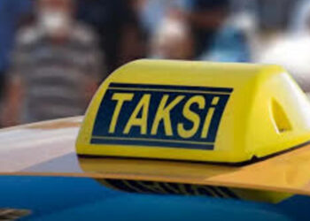 Taksidən pul və bank kartları oğurlayan şəxs saxlanıldı