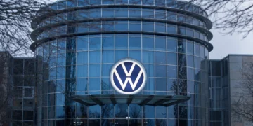 “Volkswagen” profilini dəyişir: İstehsal xətlərində raket kompleksləri yer alacaq