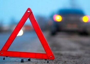 Bakı-Qazax yolunda “Mercedes Vito” “Kamaz”a çırpıldı, ölən var