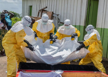 Konqoda dəhşətli statistika: Ebola epidemiyasında ölüm faizi 48%-ə çatdı
