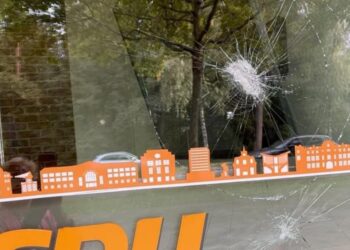 Almaniyada kansler Merzin partiya ofisinə hücum olunub