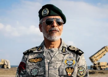 Kontr-admiral Səyyari: Amerika İranla nə edəcəyini bilmir