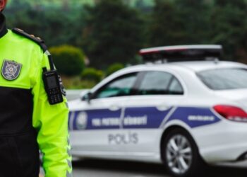 Yol polisi yeni tədris ilinin başlanılması ilə bağlı hərəkət iştirakçılarına müraciət edib