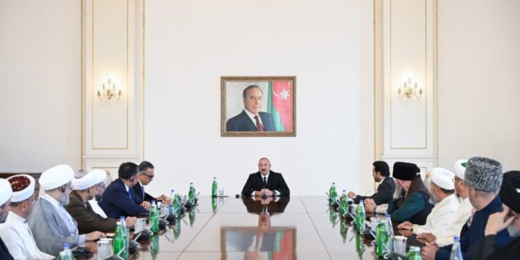 Prezident İlham Əliyev Bakıda keçirilən beynəlxalq konfransların iştirakçılarını qəbul edib – YENİLƏNİB