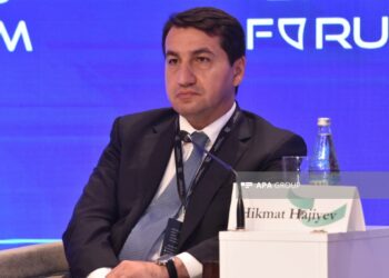 Hikmət Hacıyev Azərbaycan-BƏƏ strateji tərəfdaşlığının inkişafı ilə bağlı müzakirələri yüksək qiymətləndirib