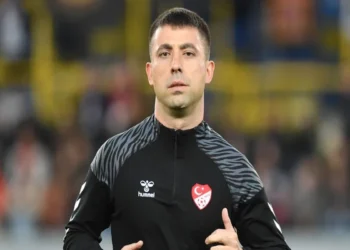 “Trabzonspor” – “Qalatasaray” matçının hakimi müəyyənləşib