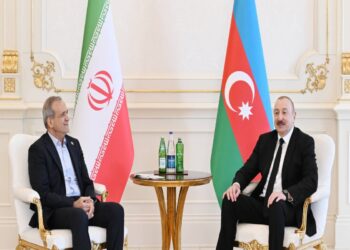 Prezident İlham Əliyev Məsud Pezeşkiana zəng edib