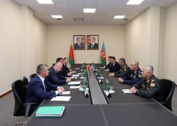 Azərbaycan və Belarus müasir hərbi təyinatlı məhsulların tədarükünü müzakirə edib – YENİLƏNİB