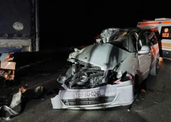 Lənkəranda TIR ilə mikroavtobus toqquşub, ölən və yaralananlar var