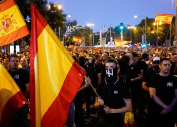İspaniyanı kütləvi etirazlar dalğası bürüdü