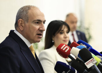 Nikol Paşinyan: “Tramp marşrutu” Azərbaycandan başlayıb Azərbaycanda bitəcək