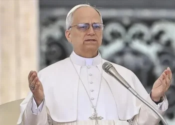 Roma Papası: “Dünya idarəolunmaz silahlanma yarışı ilə üz-üzədir”