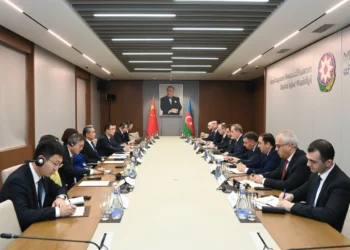 Ceyhun Bayramov Çin xarici işlər naziri ilə görüşüb – YENİLƏNİB